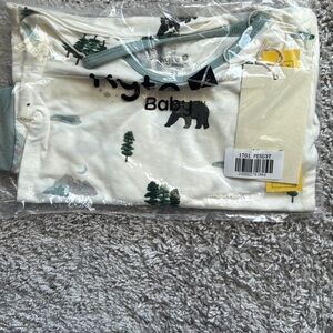 Kyte BABY Summit Pajama Set with Bear Print